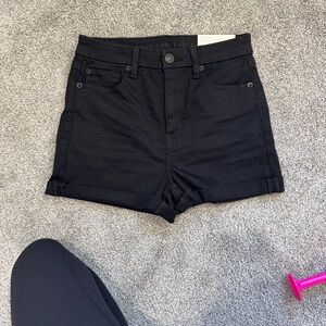 American Eagle Outfitters Black Curvy High-Rise Shortie Jean Shorts Size 6 (28W)